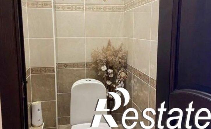 2-комн квартира улица Есенина, 50Б,  д. 50Б