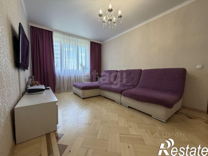 4-комн квартира Октябрьская улица, 63,  д. 63