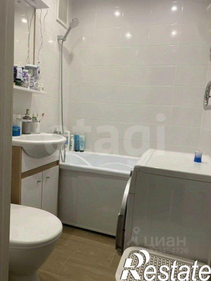 2-комн квартира проспект Славы, 68,  д. 68