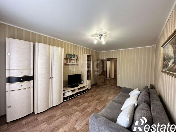1-комн квартира улица Есенина, 8А,  д. 8А