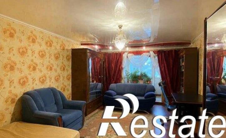 4-комн квартира улица Чехова, 32,  д. 32