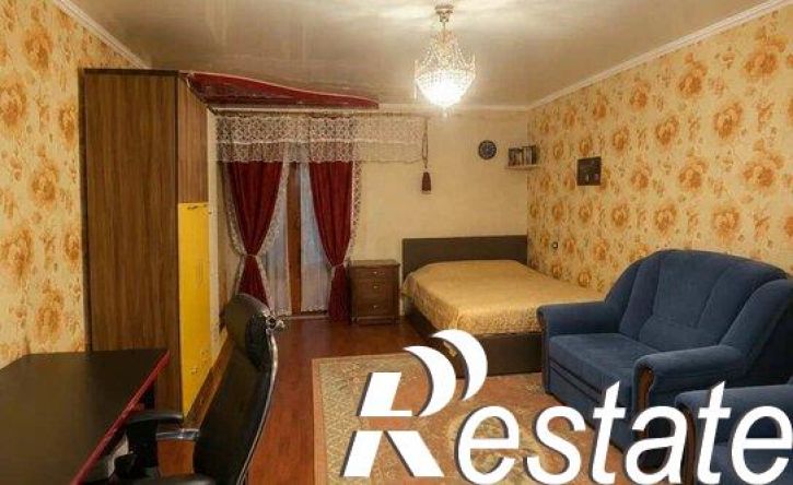 4-комн квартира улица Чехова, 32,  д. 32
