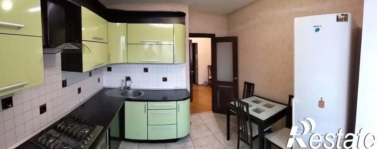 Купить квартиру за 8 000 000 рублей на Есенина улица, 16Б