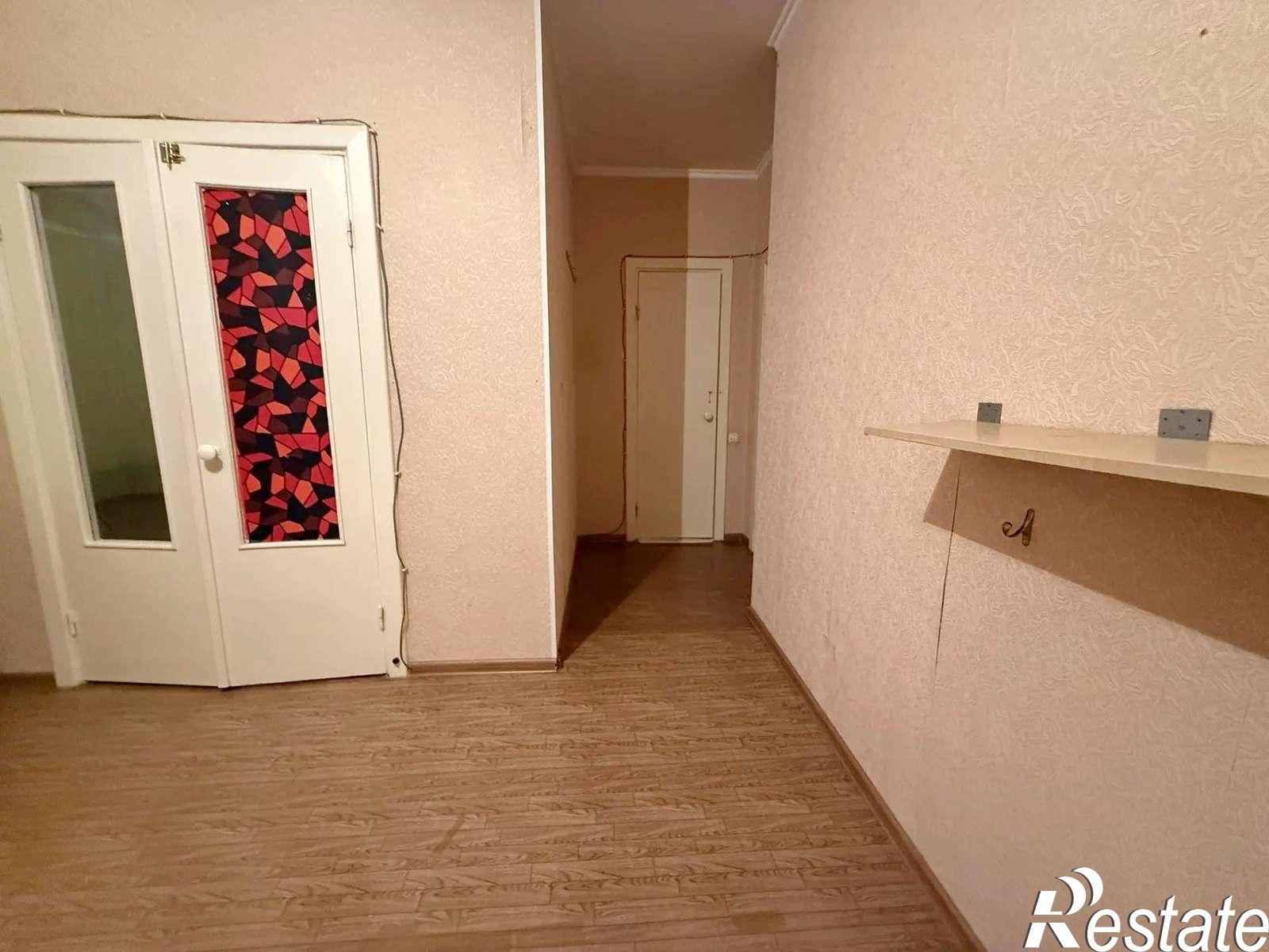 Купить квартиру за 8 050 000 рублей на Есенина улица, 8
