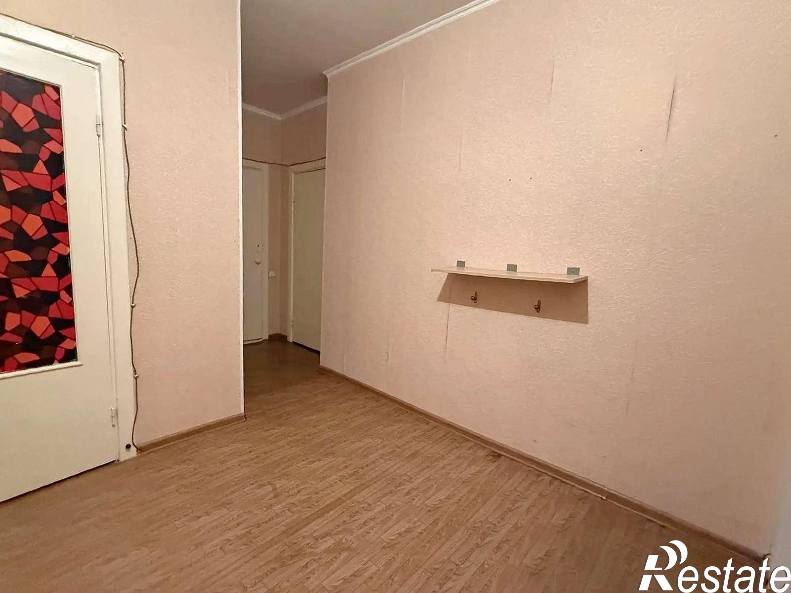 Купить квартиру за 8 050 000 рублей на Есенина улица, 8