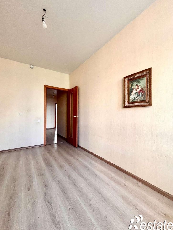 2-комн квартира Харьковская улица, 5