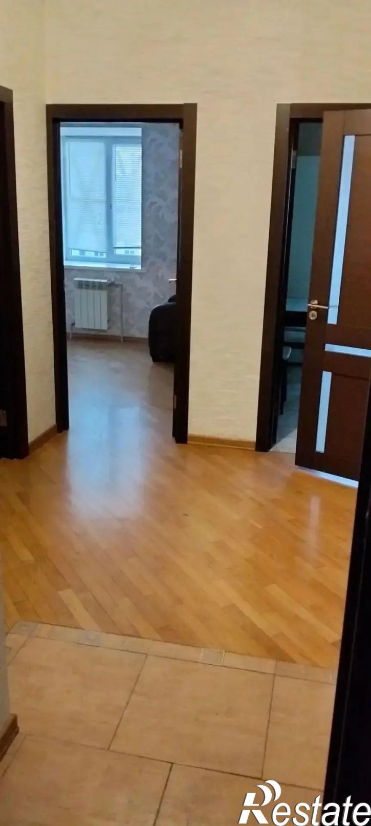 2-комн квартира Есенина улица, 16Б