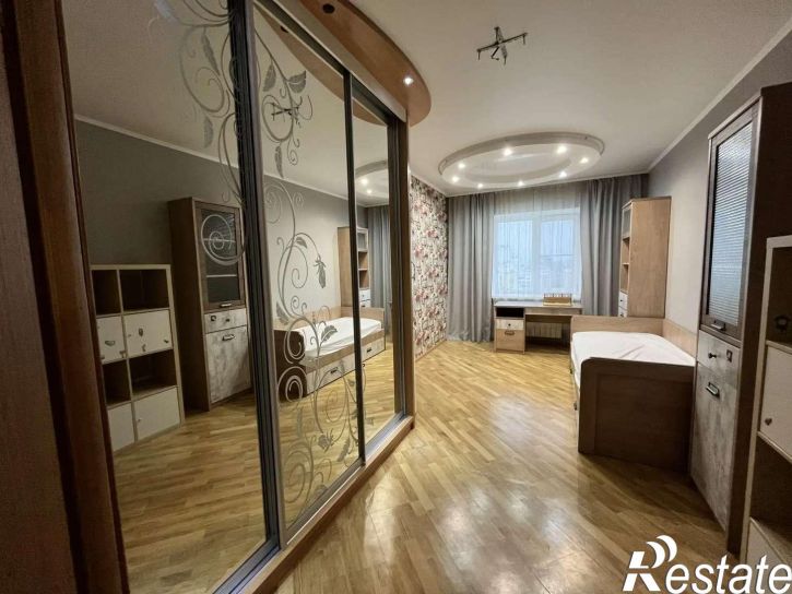 2-комн квартира Щорса улица, 47Б