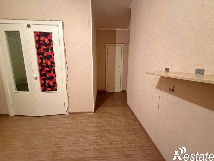 2-комн квартира Есенина улица, 8