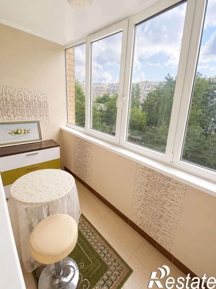 4-комн квартира Чехова улица, 32