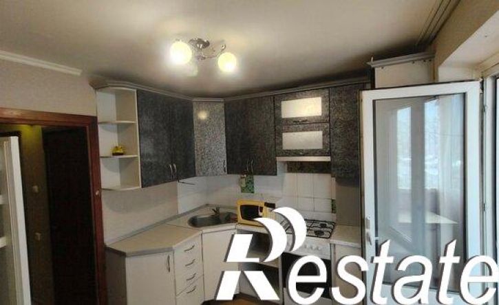 2-комн квартира улица Есенина, 50,  д. 50