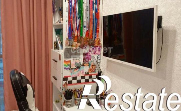 2-комн квартира улица Белгородского Полка, 82,  д. 82