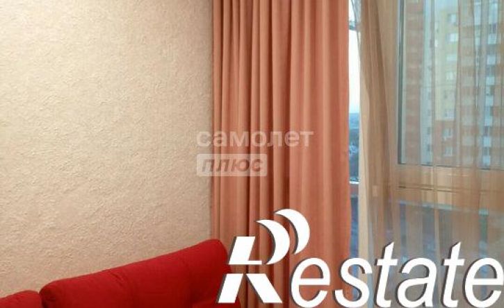 2-комн квартира улица Белгородского Полка, 82,  д. 82