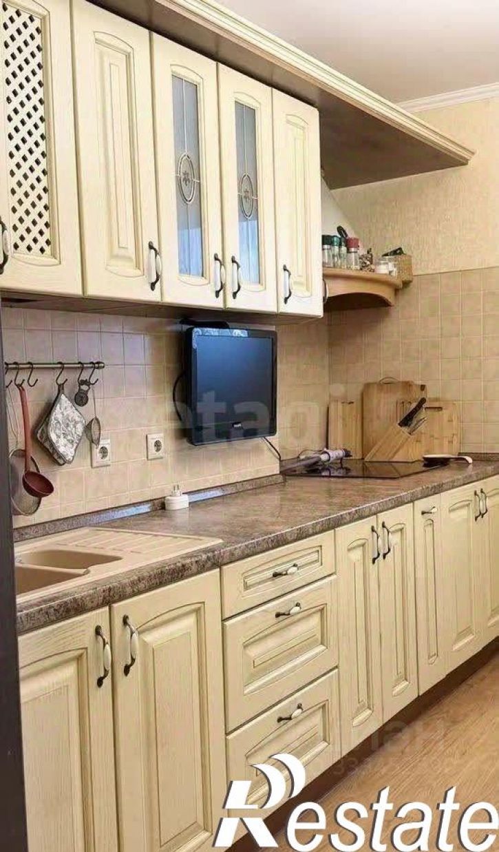 4-комн квартира улица Губкина, 18В,  д. 18В