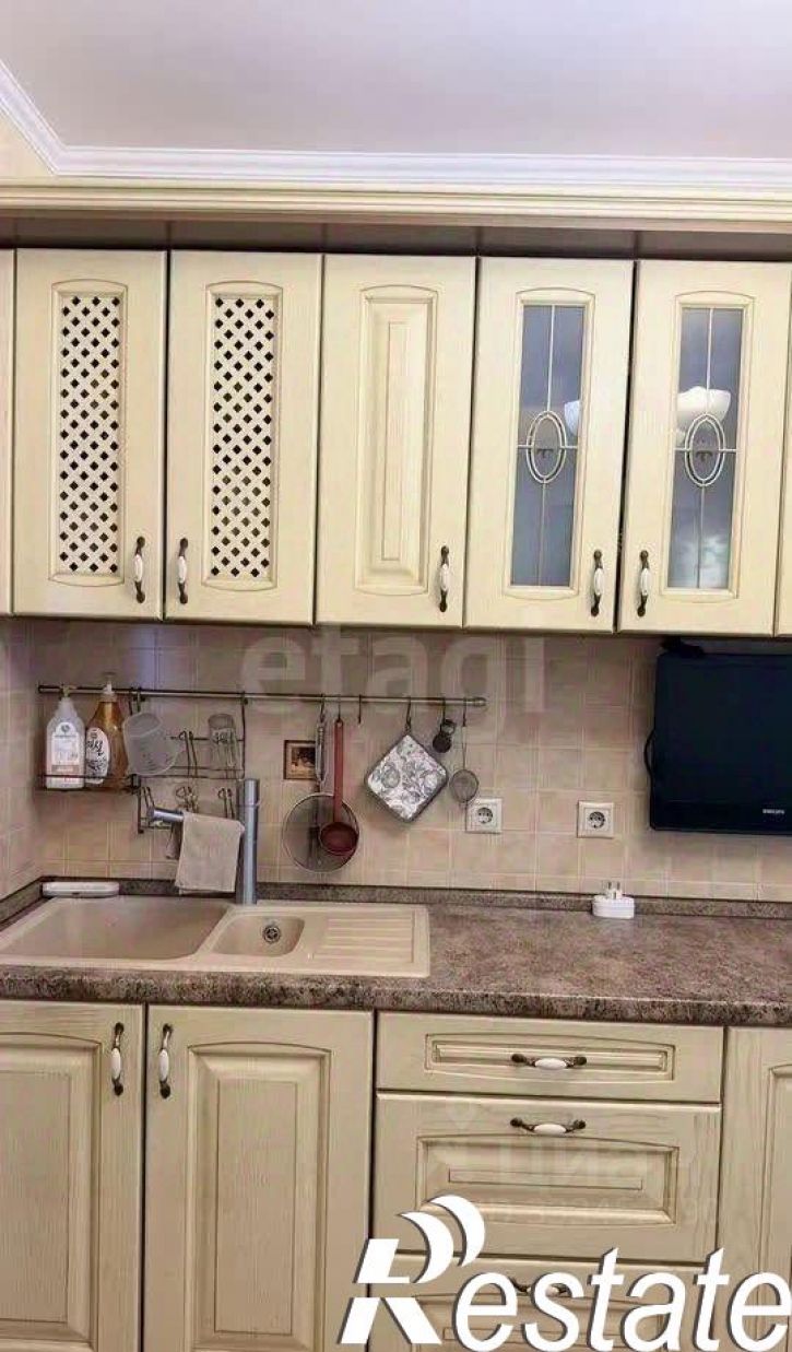 4-комн квартира улица Губкина, 18В,  д. 18В
