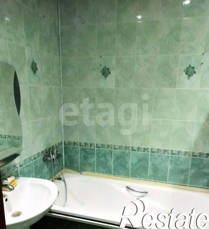 2-комн квартира улица Костюкова, 36В,  д. 36В