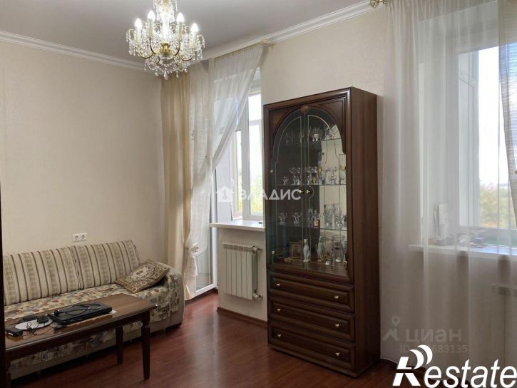 3-комн квартира улица Костюкова, 36А,  д. 36А