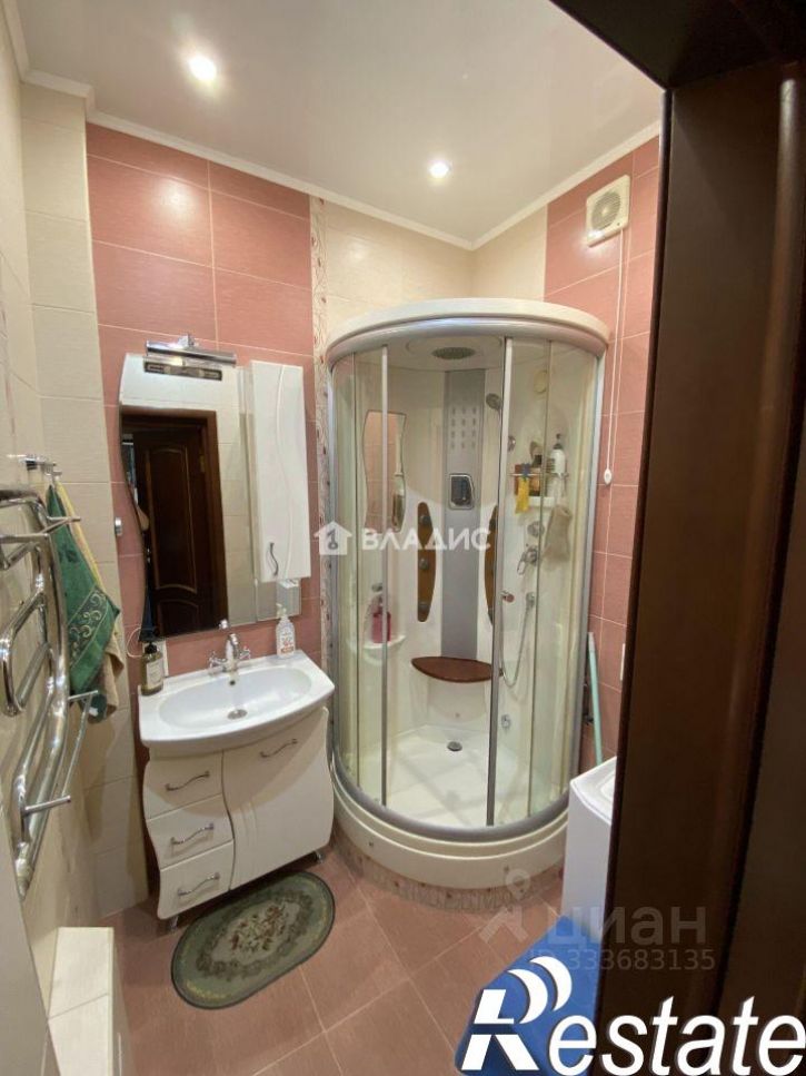 3-комн квартира улица Костюкова, 36А,  д. 36А