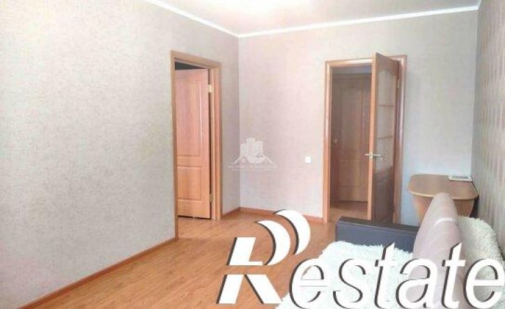 2-комн квартира улица Белгородского Полка, 51,  д. 51