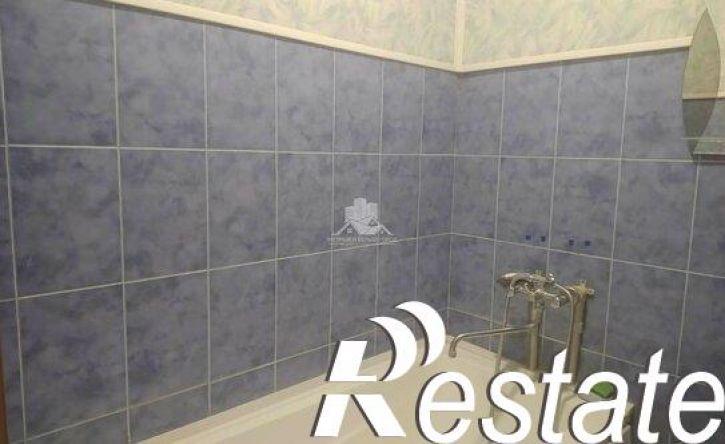 2-комн квартира улица Белгородского Полка, 51,  д. 51