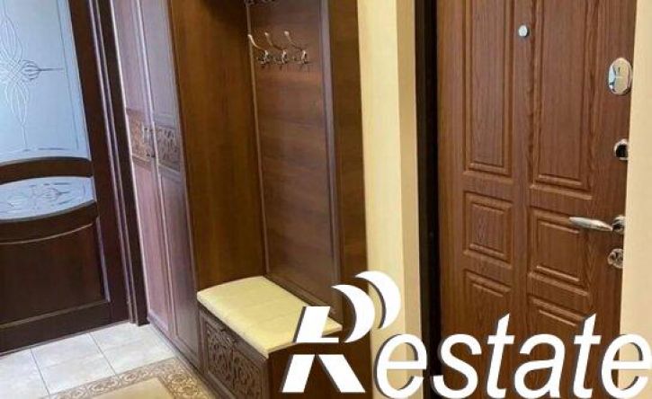 2-комн квартира улица Есенина, 50Б,  д. 50Б