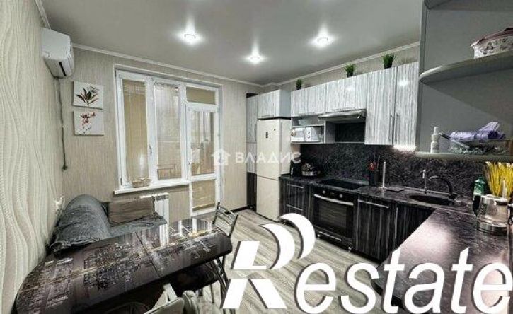 1-комн квартира улица Костюкова, 11В,  д. 11В