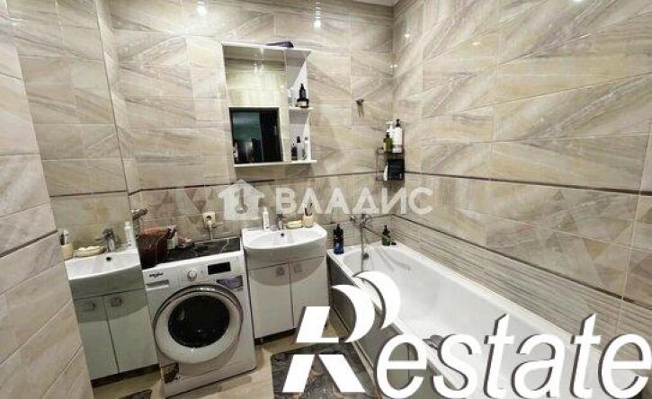 1-комн квартира улица Костюкова, 11В,  д. 11В