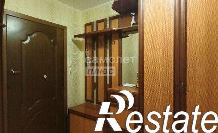 3-комн квартира улица Есенина, 54,  д. 54