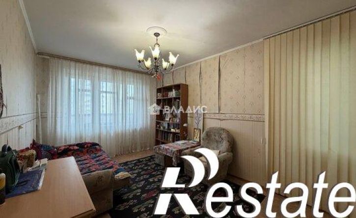 3-комн квартира улица Есенина, 28,  д. 28