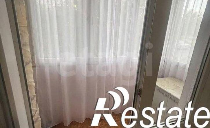 2-комн квартира улица Есенина, 50,  д. 50