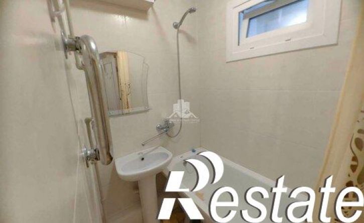 3-комн квартира улица Белгородского Полка, 32,  д. 32