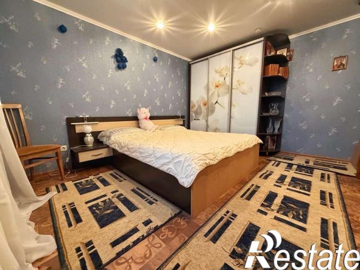 2-комн квартира Апанасенко улица, 54