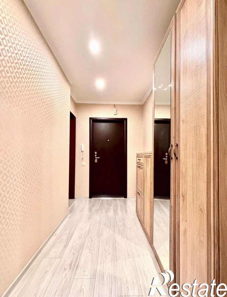 3-комн квартира Костюкова улица, 79/2