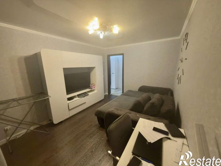 2-комн квартира Апанасенко улица, 53А