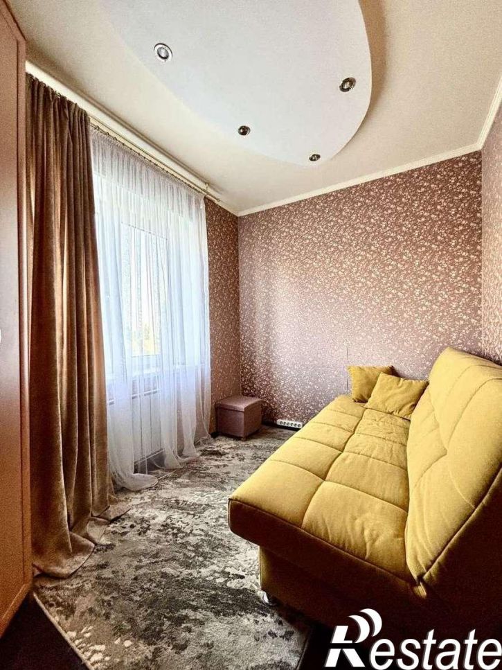3-комн квартира Костюкова улица, 79/2