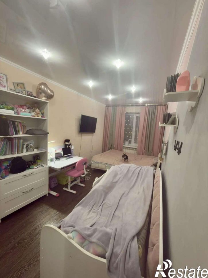 2-комн квартира Апанасенко улица, 53А