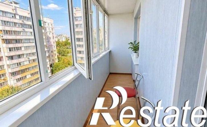 2-комн квартира улица Есенина, 44А,  д. 44А