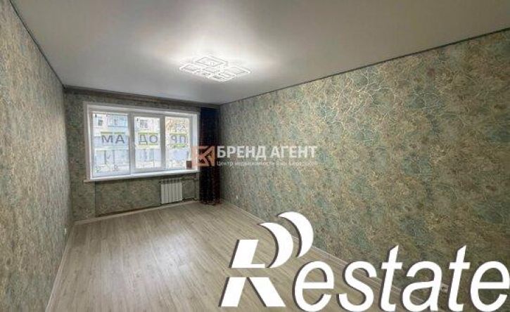 3-комн квартира улица 5 Августа, 32,  д. 32