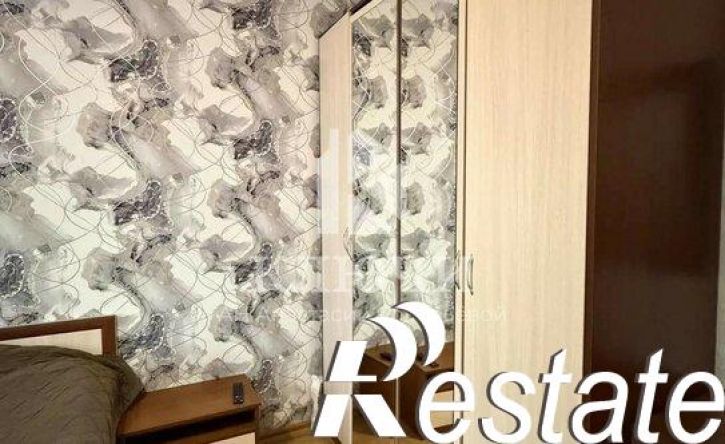 3-комн квартира улица Есенина, 26,  д. 26
