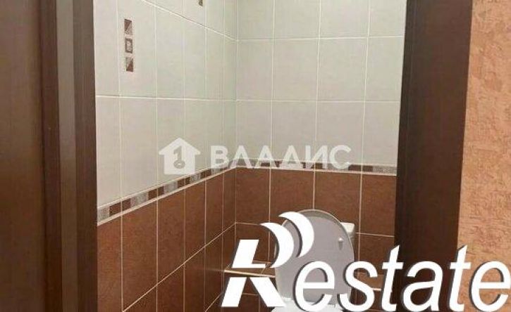 2-комн квартира улица Есенина, 20В,  д. 20В