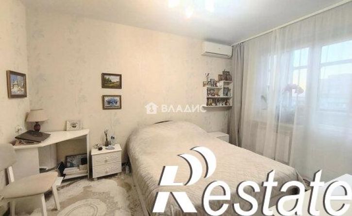 3-комн квартира Спортивная улица, 1,  д. 1