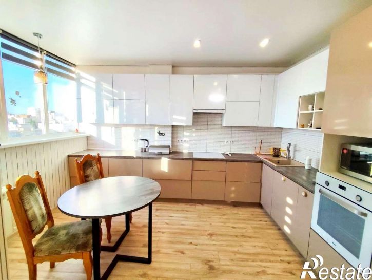 3-комн квартира Губкина улица, 17И