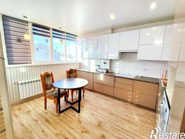 3-комн квартира Губкина улица, 17И