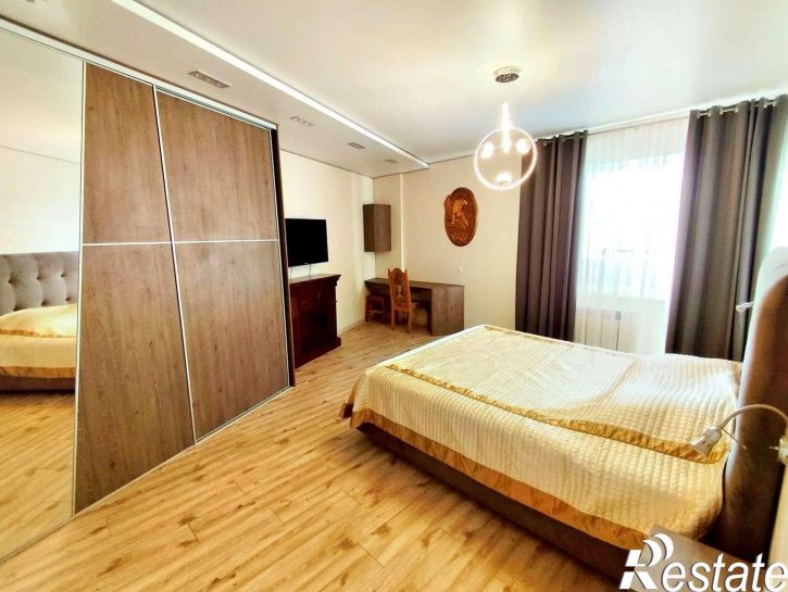 3-комн квартира Губкина улица, 17И