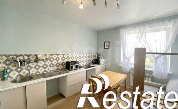 2-комн квартира улица Газовиков, 11,  д. 11