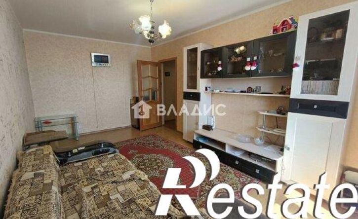 3-комн квартира улица Будённого, 6,  д. 6