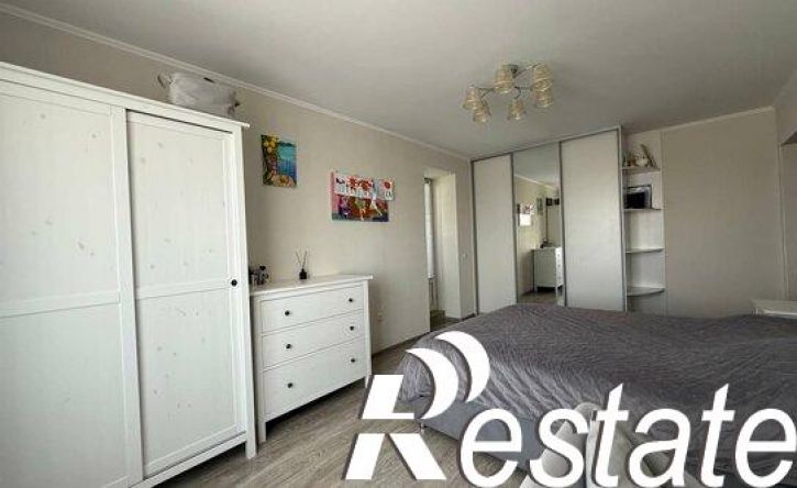 2-комн квартира улица Костюкова, 41,  д. 41