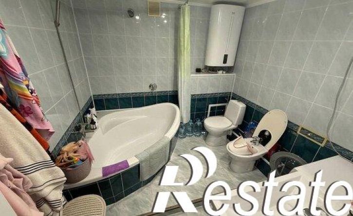 2-комн квартира улица Костюкова, 41,  д. 41