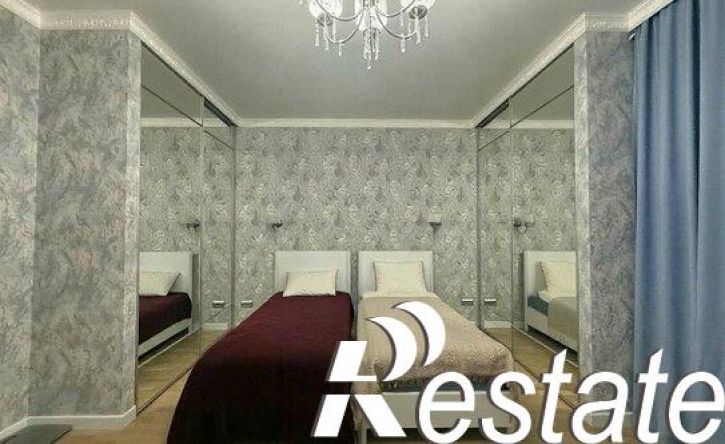 3-комн квартира бульвар 1 Салюта, 6В,  д. 6В