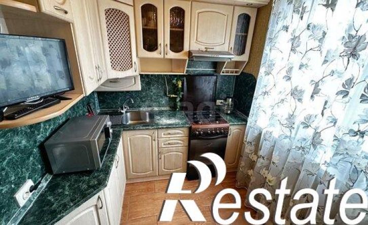 3-комн квартира улица Н.Островского, 1,  д. 1